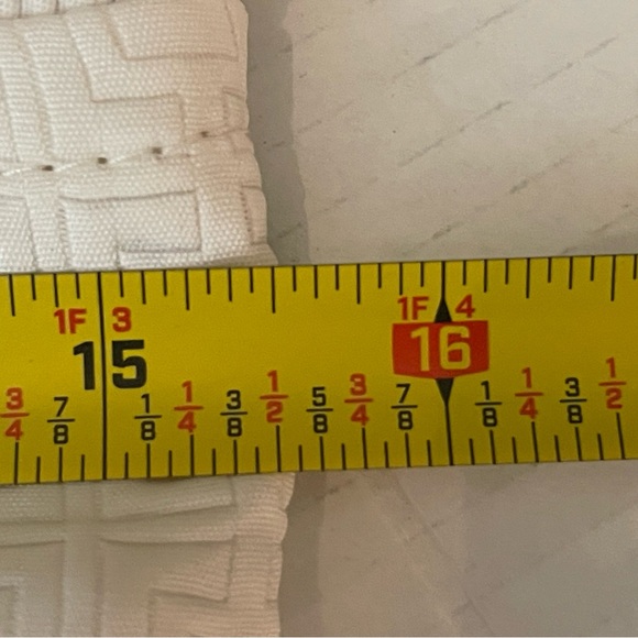 Heidi Weisel Cream Pleated Dress Size 10 - Picture 12 of 13